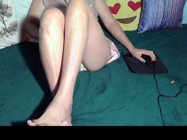 LizBeth23 webcam