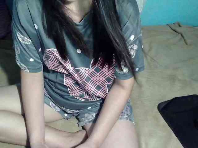 LizBeth23 webcam
