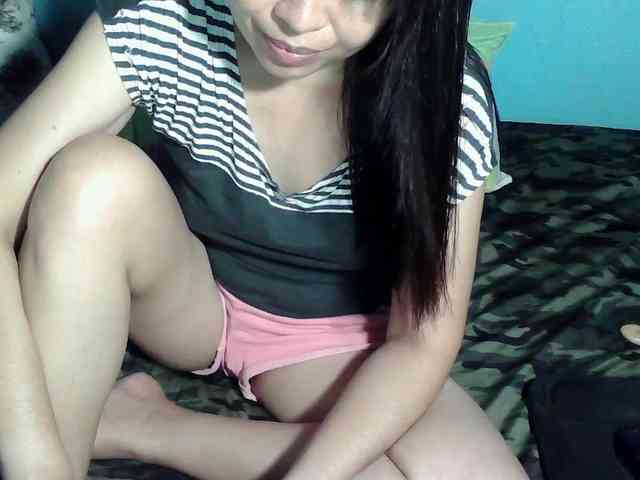 LizBeth23 webcam