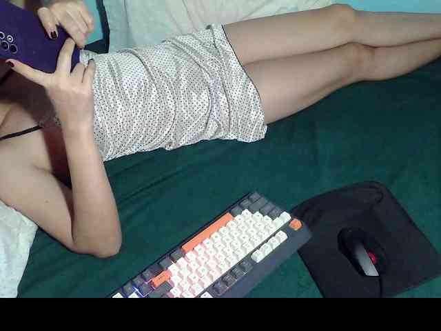 LizBeth23 webcam