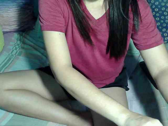 LizBeth23 webcam