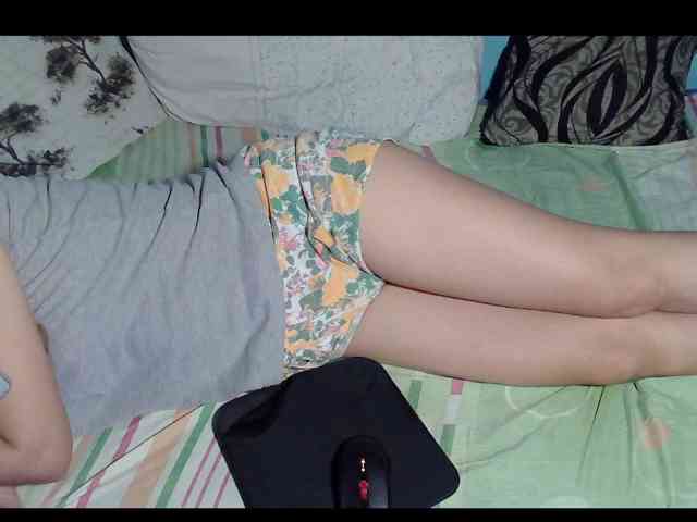 LizBeth23 webcam