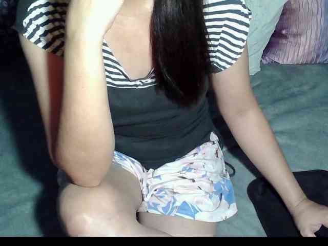 LizBeth23 webcam