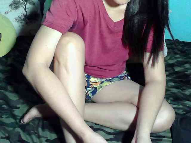 LizBeth23 webcam
