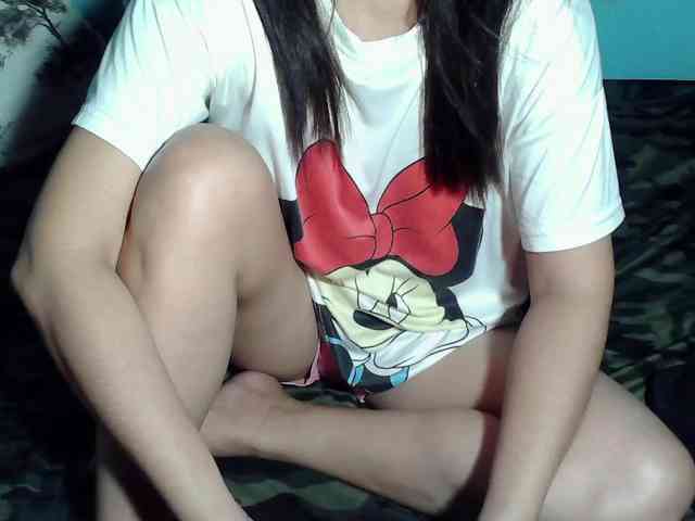 LizBeth23 webcam