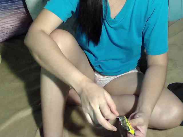 LizBeth23 webcam