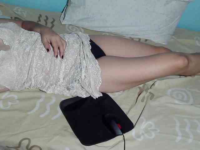 LizBeth23 webcam