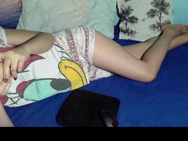LizBeth23 webcam
