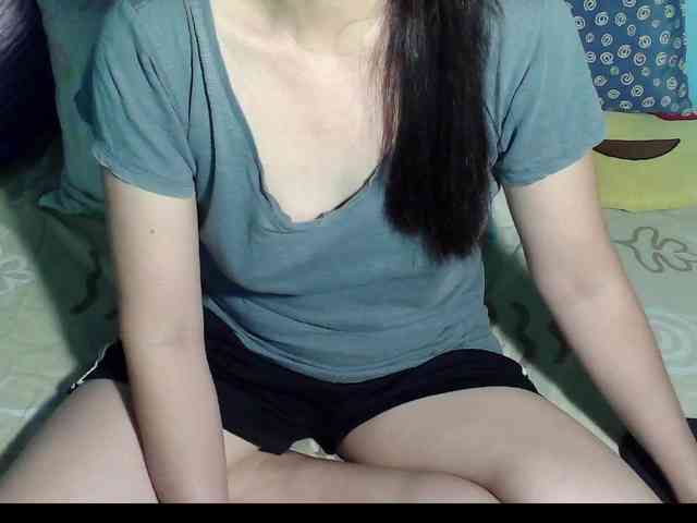 LizBeth23 webcam