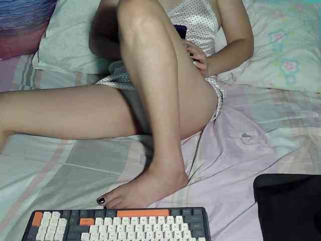LizBeth23 webcam