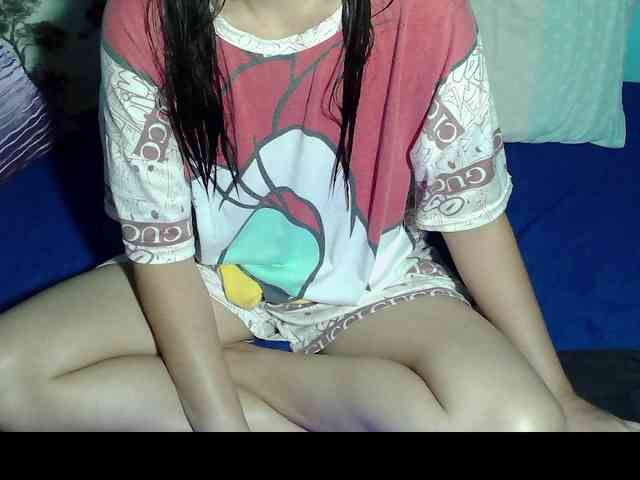 LizBeth23 webcam