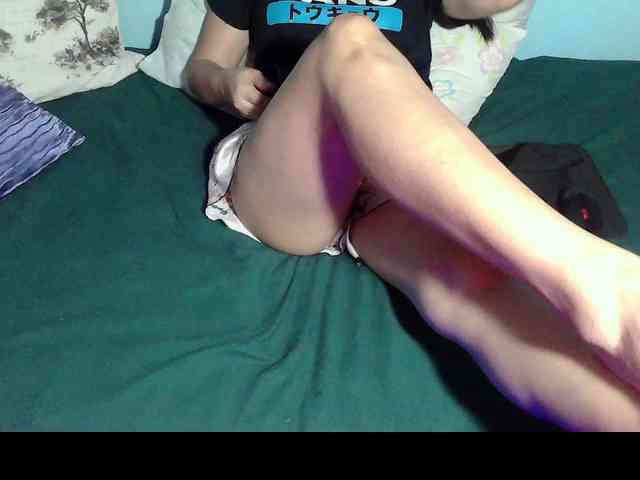 LizBeth23 webcam