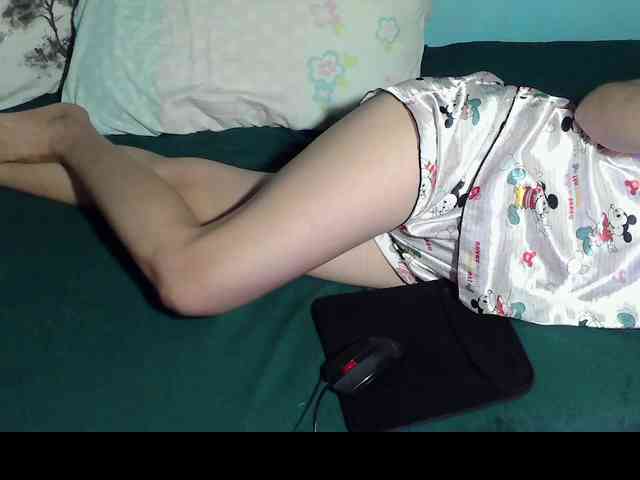 LizBeth23 webcam