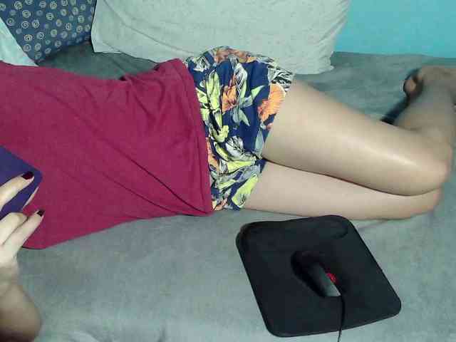 LizBeth23 webcam