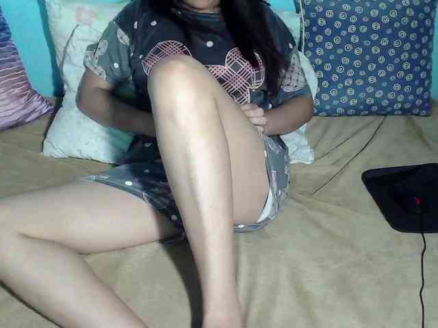 LizBeth23 webcam
