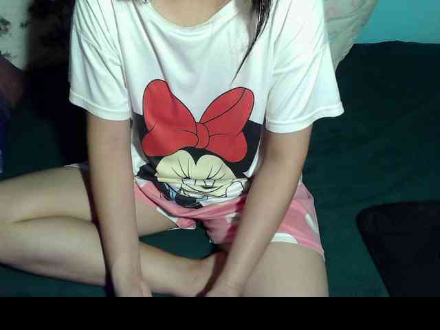 LizBeth23 webcam
