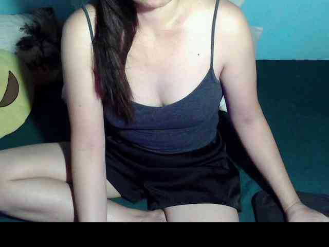 LizBeth23 webcam