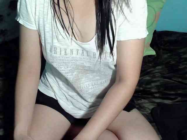 LizBeth23 webcam