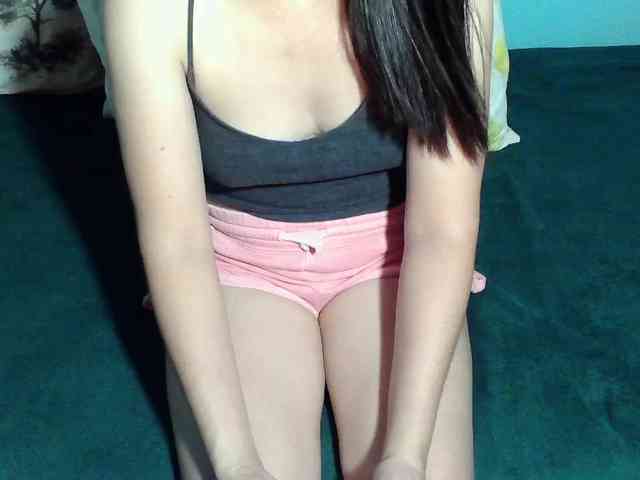 LizBeth23 webcam