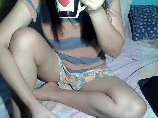 LizBeth23 webcam