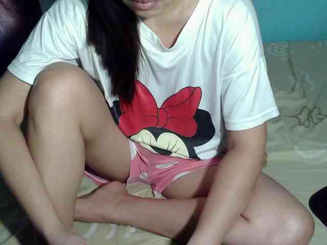 LizBeth23 webcam