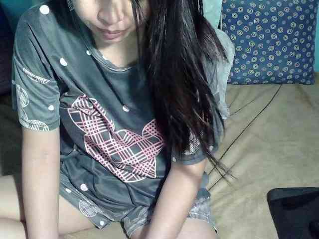 LizBeth23 webcam