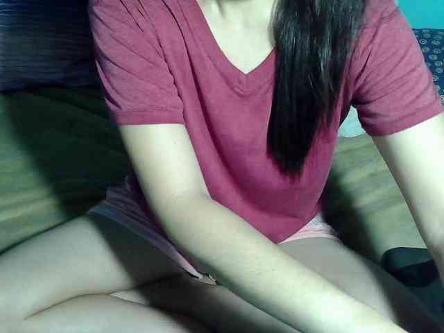LizBeth23 webcam