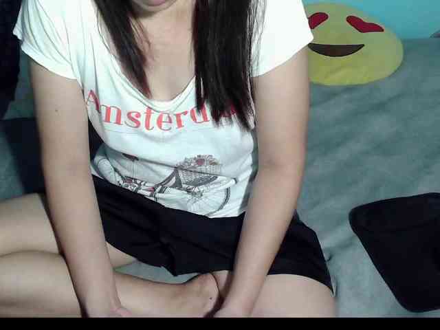 LizBeth23 webcam
