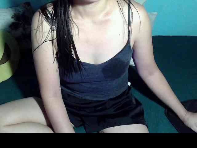 LizBeth23 webcam