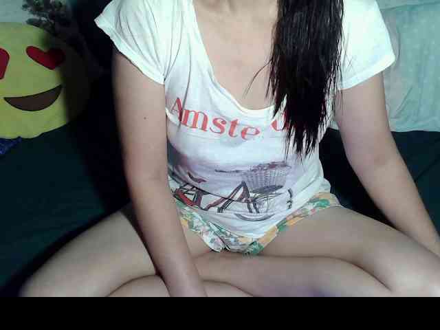 LizBeth23 webcam