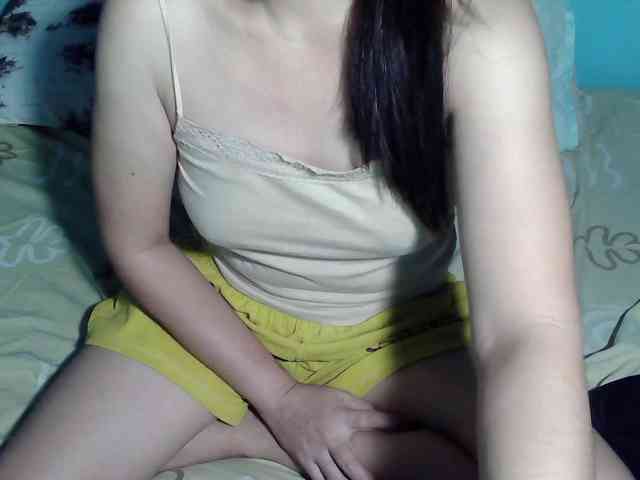 LizBeth23 webcam