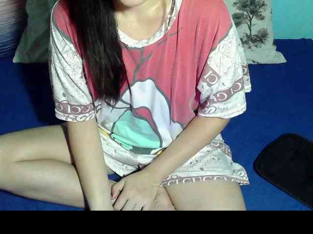 LizBeth23 webcam