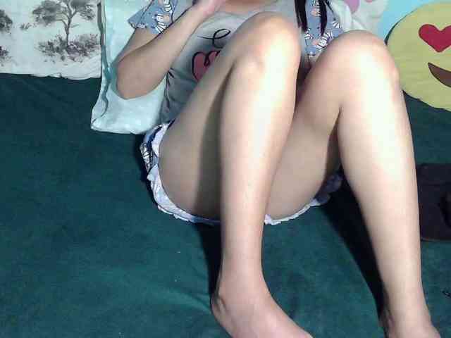 LizBeth23 webcam