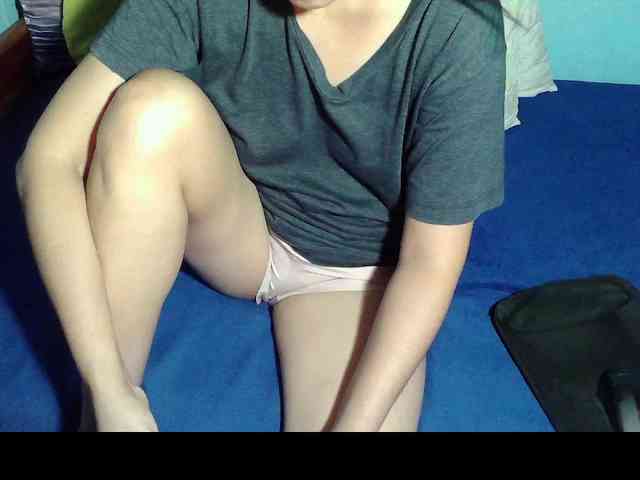 LizBeth23 webcam