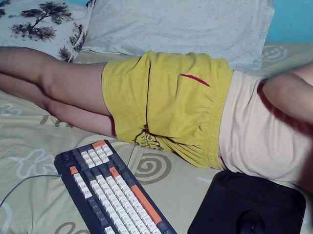 LizBeth23 webcam