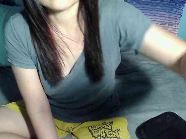 LizBeth23 webcam