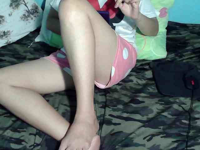 LizBeth23 webcam