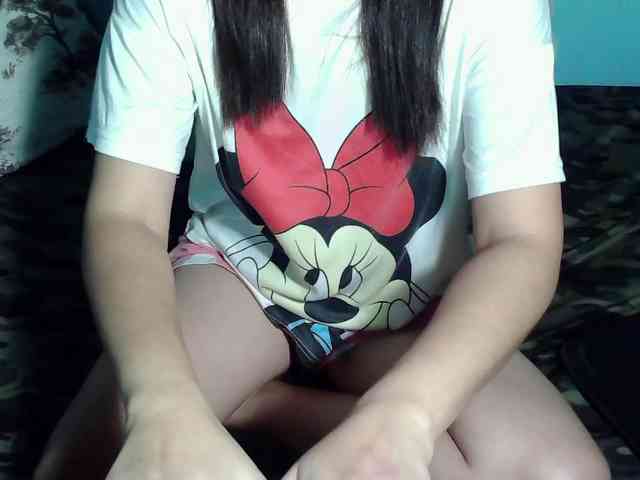 LizBeth23 webcam