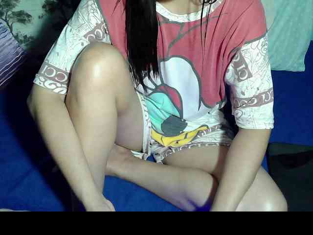LizBeth23 webcam