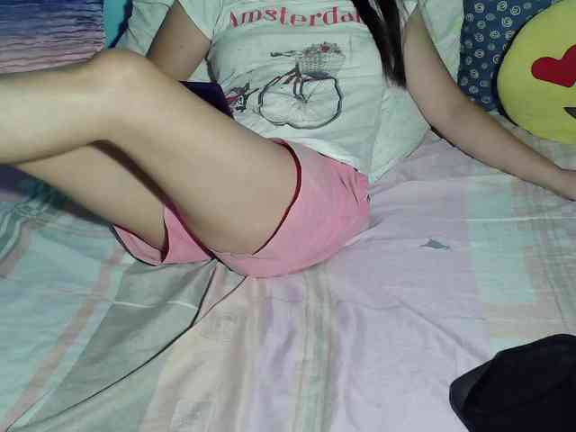 LizBeth23 webcam
