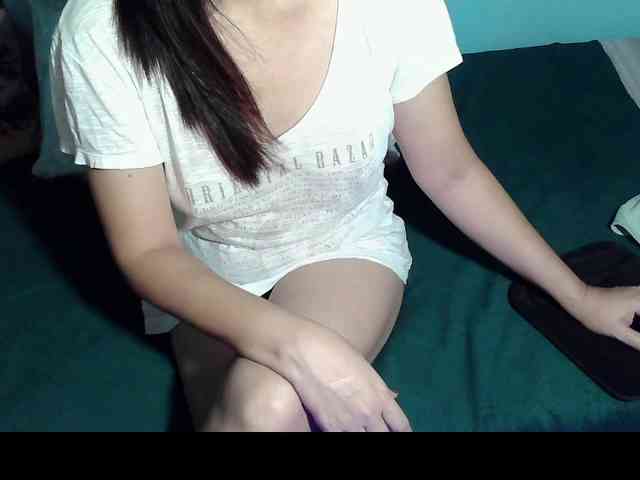 LizBeth23 webcam