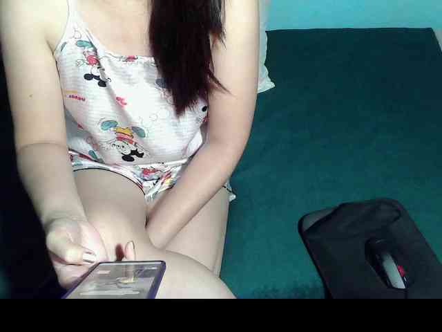 LizBeth23 webcam