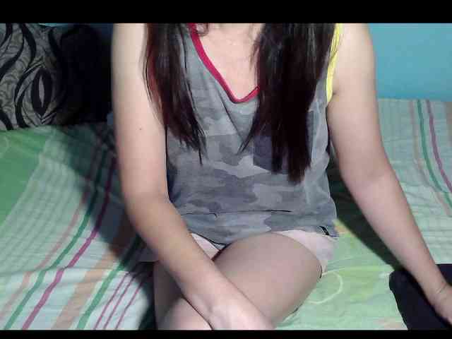 LizBeth23 webcam