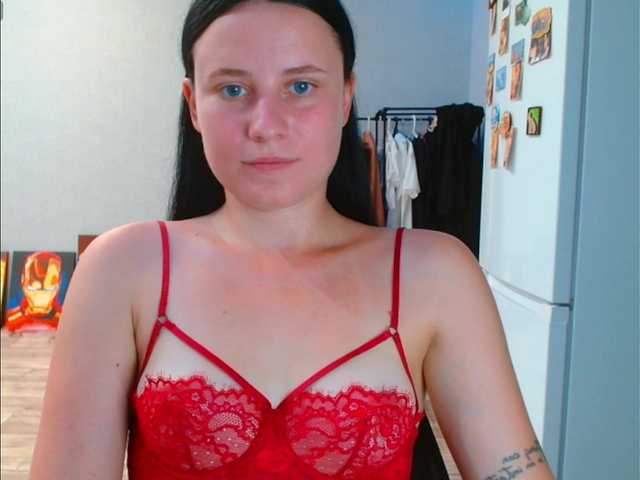 VikiKelt live webcam show