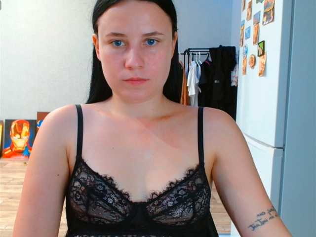 VikiKelt webcam model