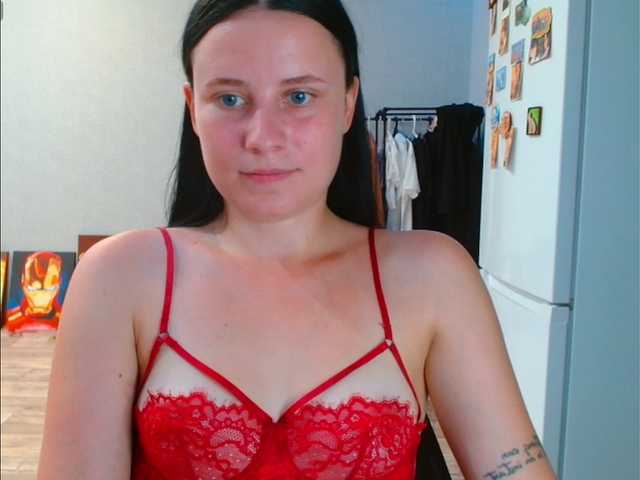 VikiKelt live webcam show