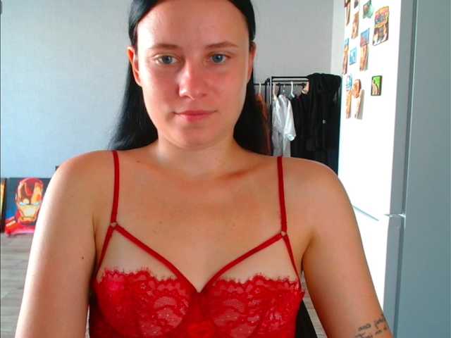 VikiKelt live webcam show