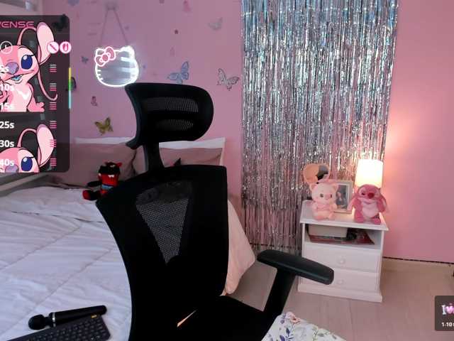 Kiarielle live cam preview