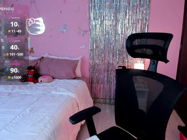 megankitty999 live webcam show