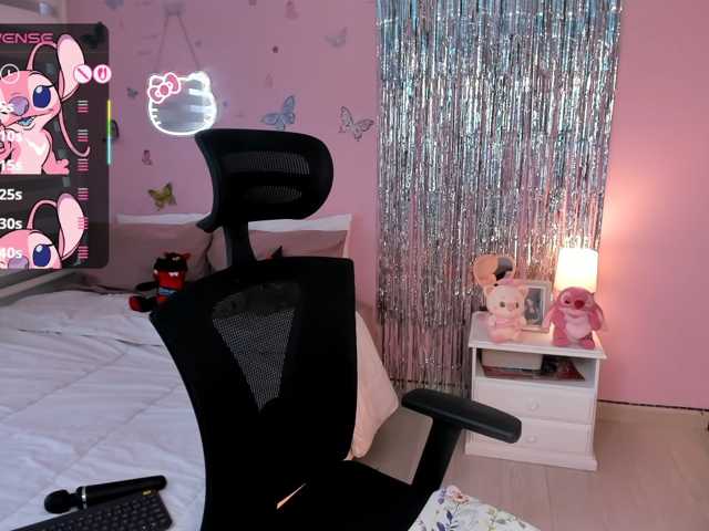 Kiarielle live cam preview